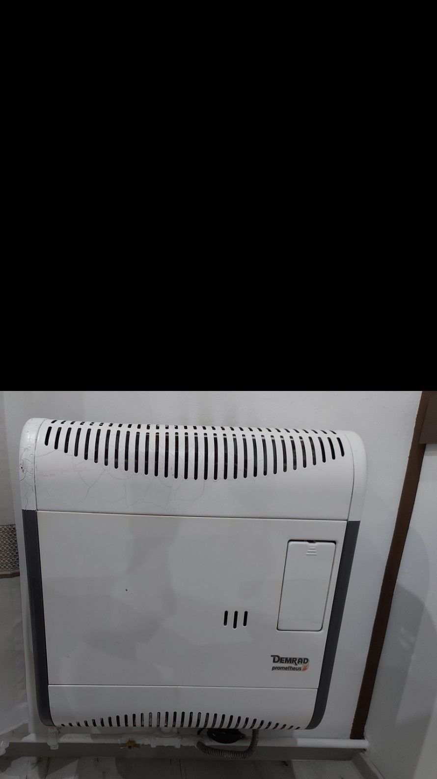 Convector gaz cu evacuare prin perete