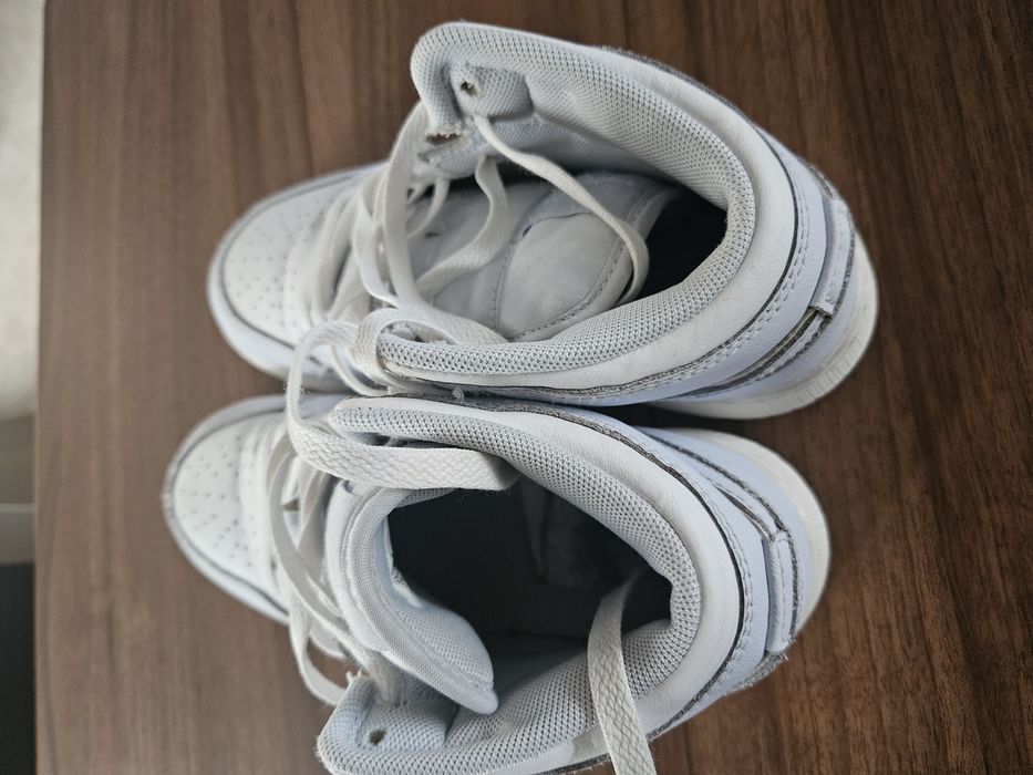 Vand Air Jordan 1 Mid 36