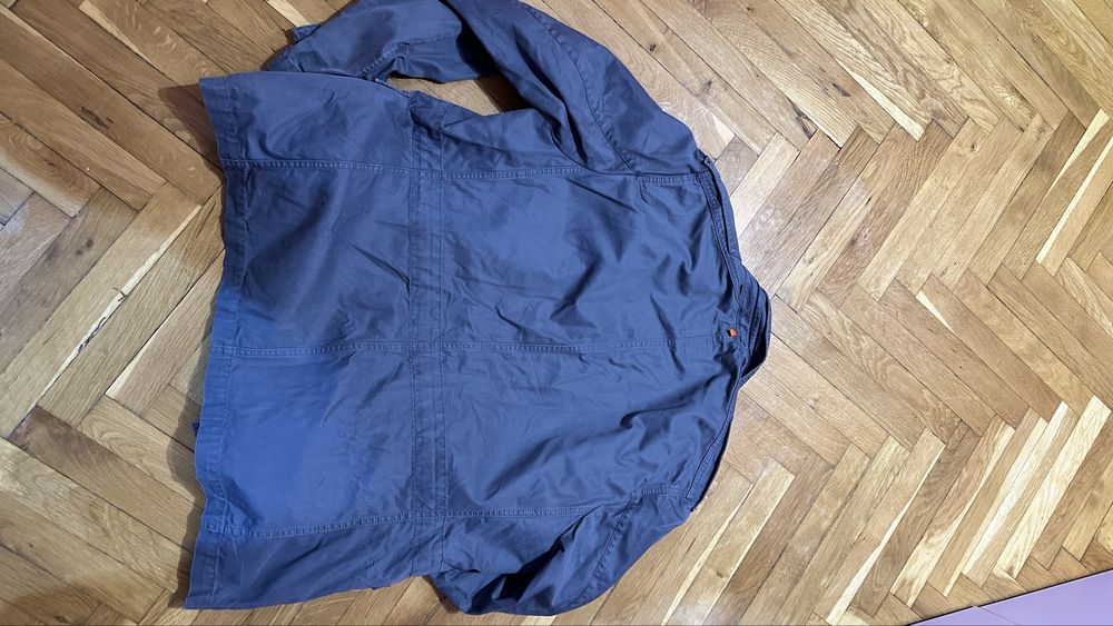 Мъжки якета Armani, Boss