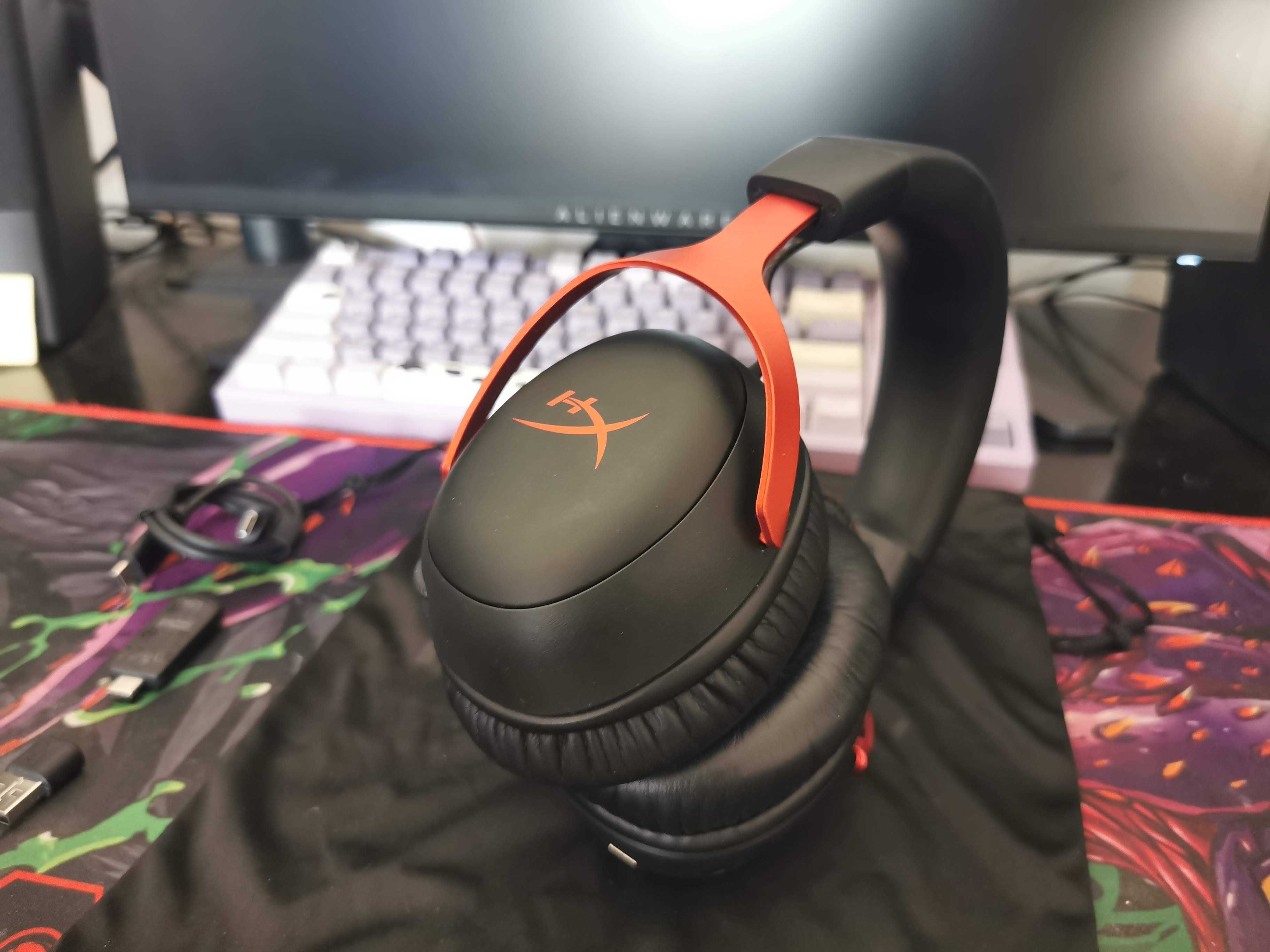 HyperX Cloud III Wireless - Отлични, 120 часа батерия!