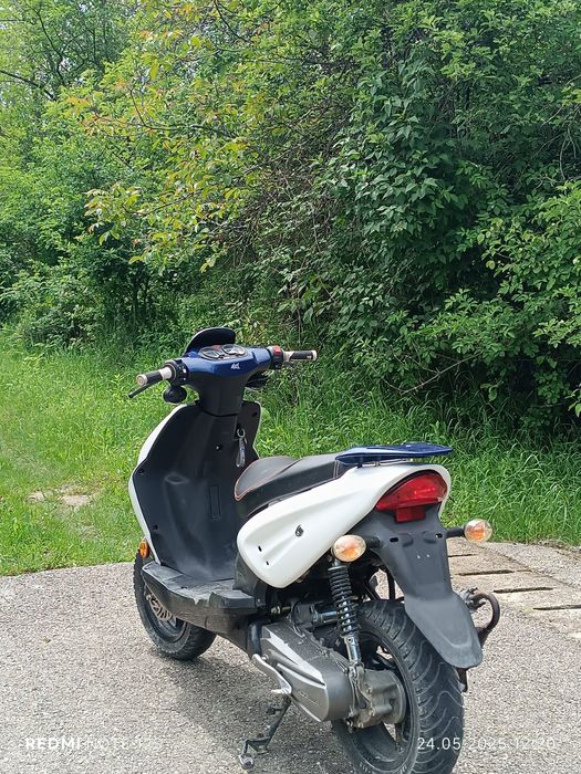 Vând scuter keeway impecabil