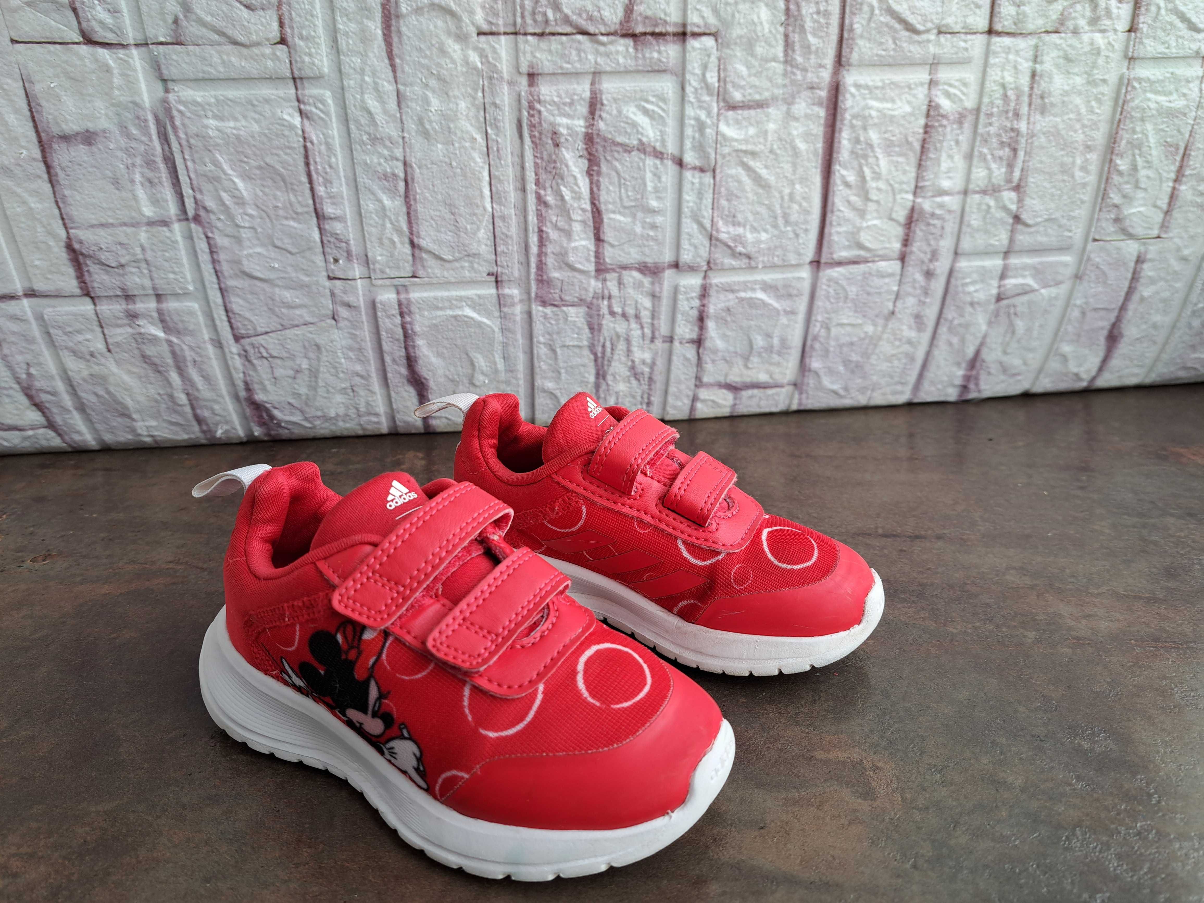 детски маратонки,кецове,спортни обувки,Adidas,адидас,ном 25,за момиче