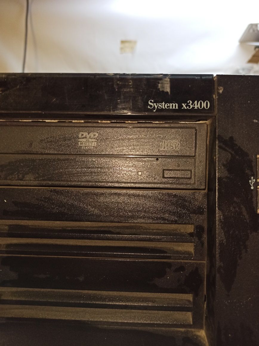 Сервер System x3400.