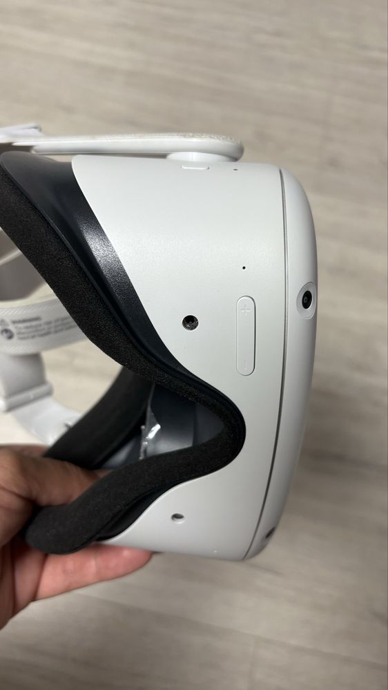 Oculus Meta Quest 2 Ochelari VR-Stare Tehnca NECUNOSCUTA-Citeste Anunt