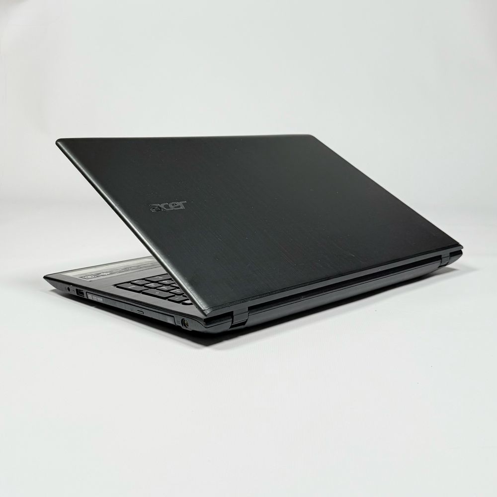 Acer Aspire E5-575G/i5-7200U/NVIDIA GeForce 940MX/8GB DDR4/256GB SSD