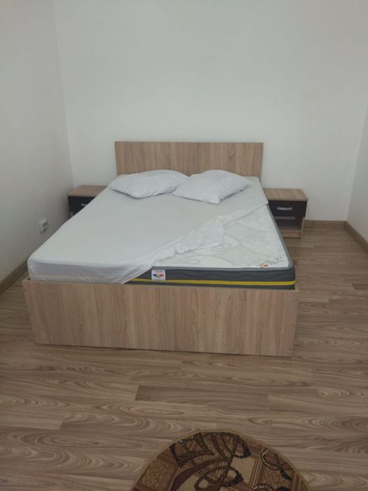 Inchiriez apartament