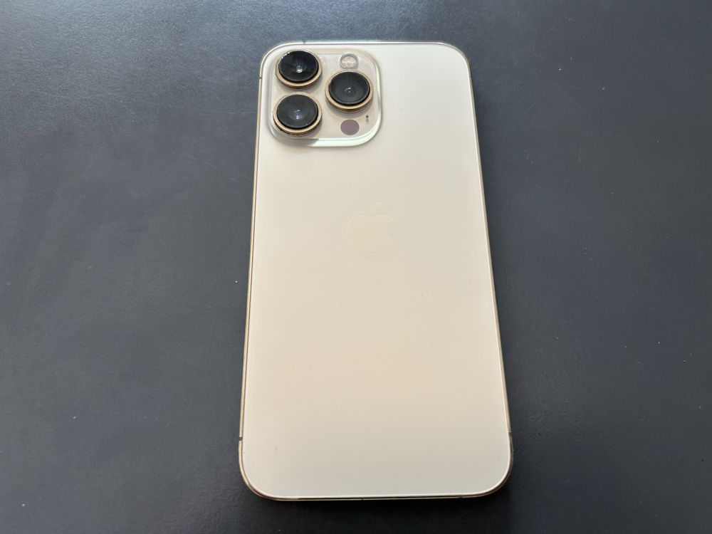 Продавам Apple iPhone 13 Pro 256GB