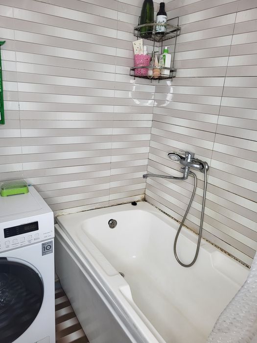 Мирзо Улугбек метро кизларга шерикчиликка