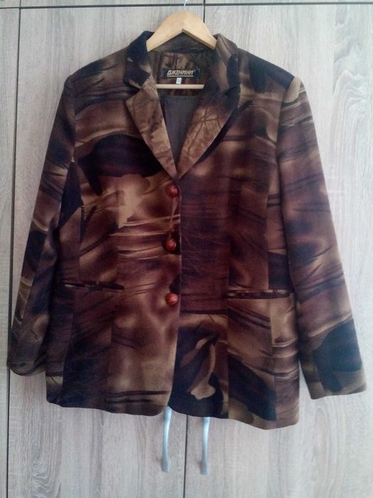 Дамски сака-размери 48, 50, 54