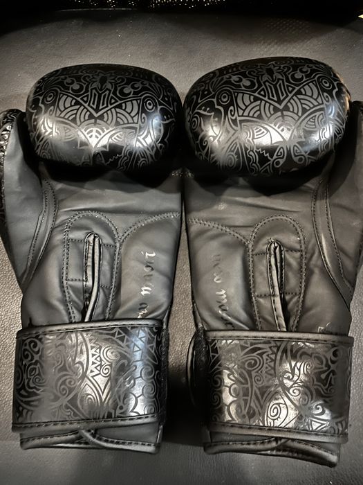 Боксови Ръкавици Leone