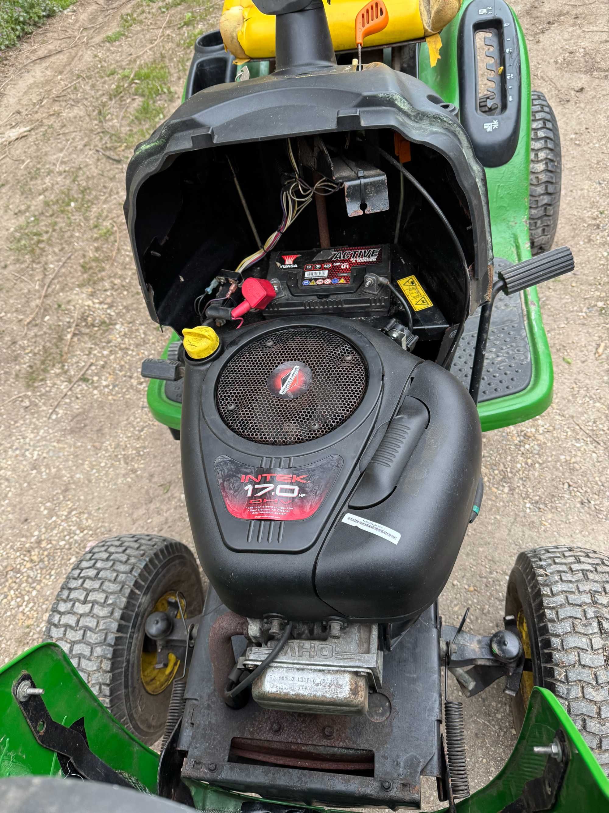 Тракторна косачка JOHN  DEERE BRIGGS STRATTON. 17,0к.с.