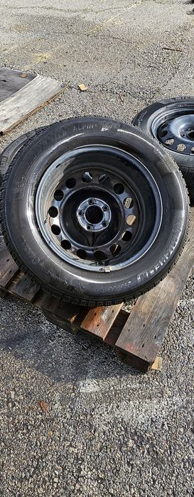 4бр. Стоманени джанти за Пежо и Ситроен 6.5 Jx16H2 IS47 5X108