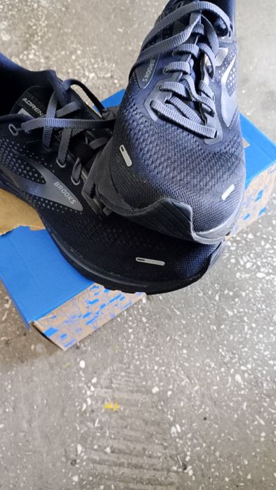 Adidasi Brooks adrenalin 22