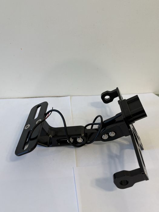 Стойка за номер за мотор