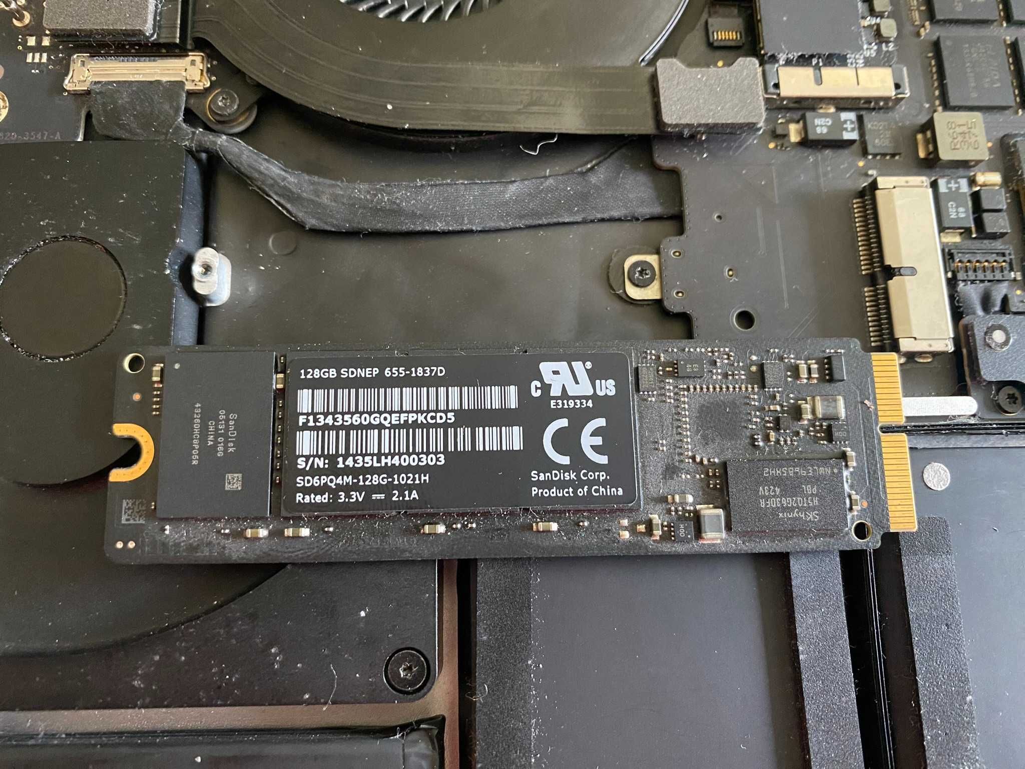 MacBook Pro 11,2 A1398 (C2674)