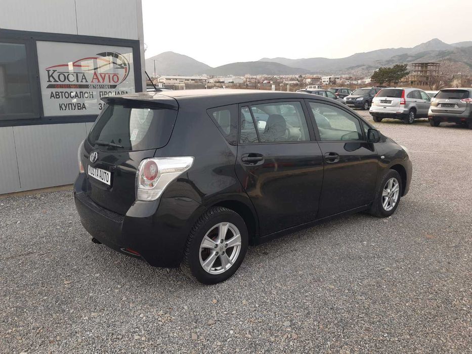 TOYOTA VERSO Перфектна ! ! !