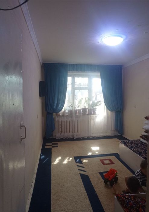 Продаеться 2-комнатная квартира Алпомиш 6-дом