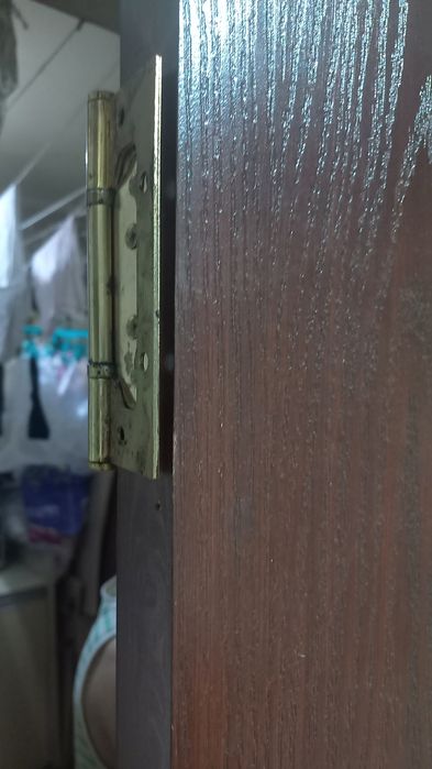 Продаётся дверь б/у