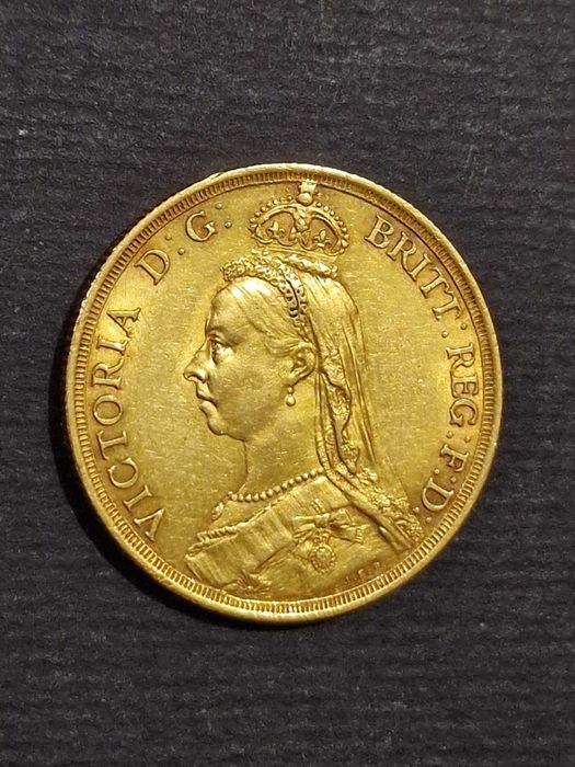 15.98 гр. Златна Монета Двоен Британски Суверен Виктория с Корона 1887