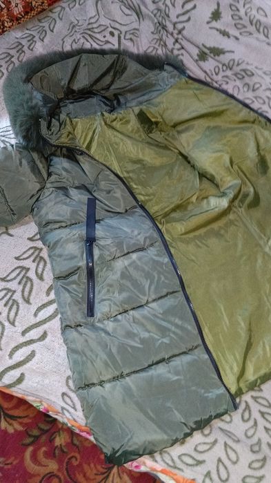 Продам куртку женскую 48р