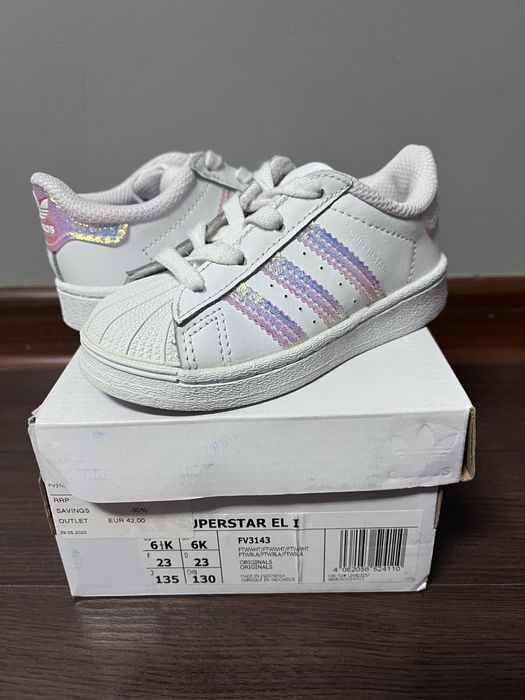 De vanzare adidasi in stare perfecta