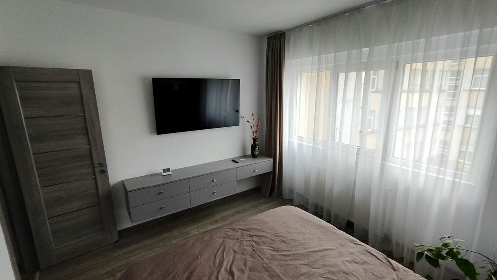 Inchiriez apartament 2 camere, centru, zona 0, langa Ramada