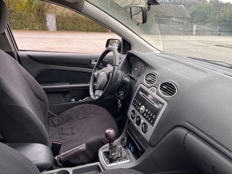 Vând Ford Focus 1.6 TDCi (90 CP) – An 2005