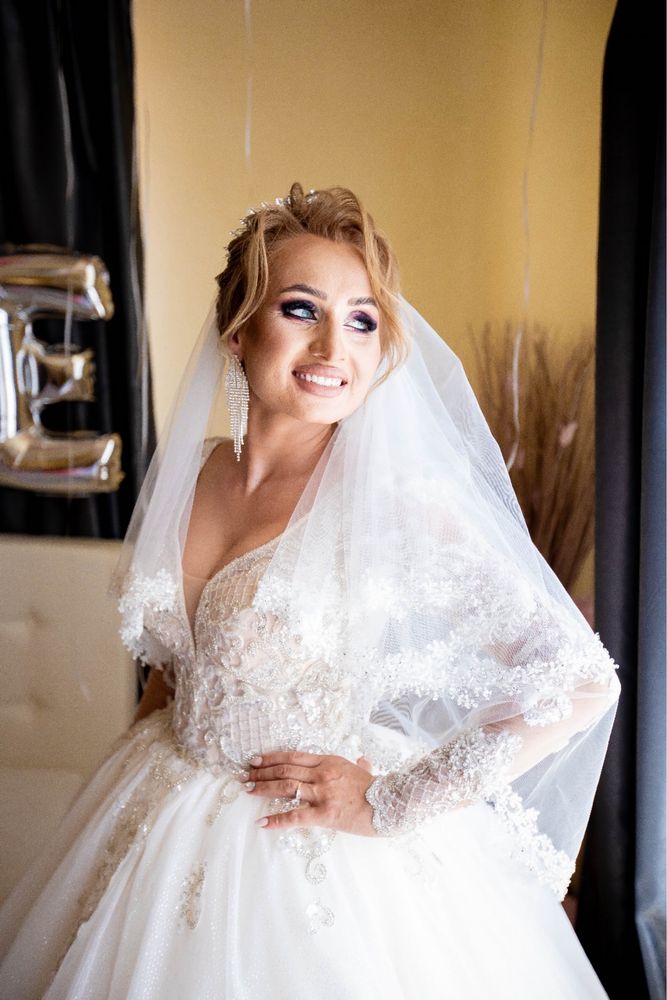 Rochie mireasa stil printesa