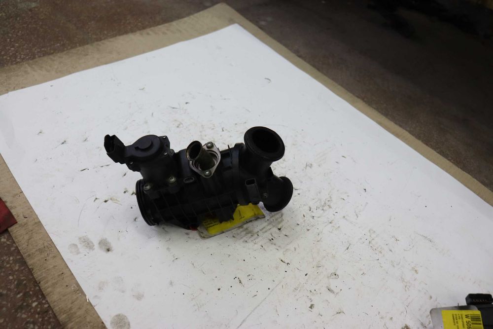 Дроселова клапа Корпус за JAGUAR PEUGEOT 4S7Q9L444C,27084157