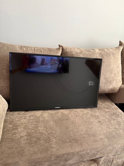 Телевизор Samsung