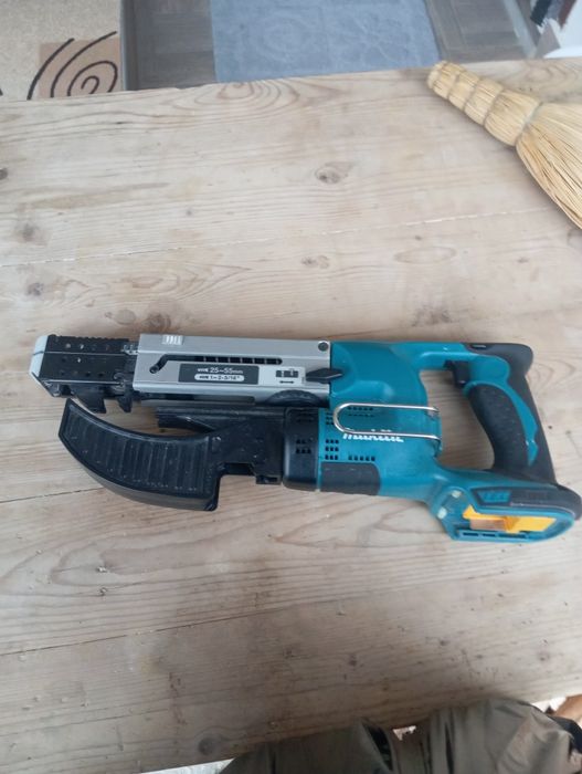 Макита Инструмент за гипсокартон