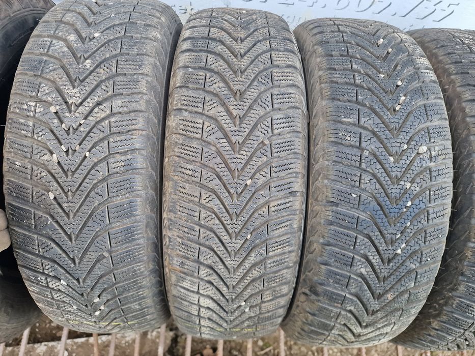 Anvelope 185/65R15 marca Vredestein, M +S, DOT 2020