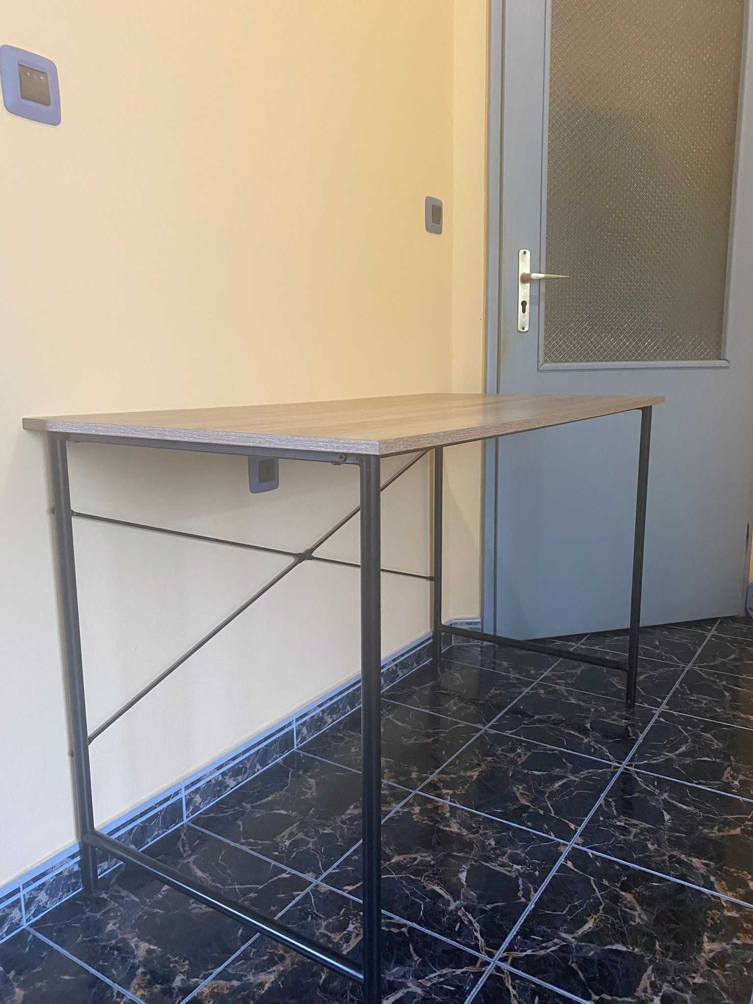 Бюро 60x120 цвят светъл дъб/черно
