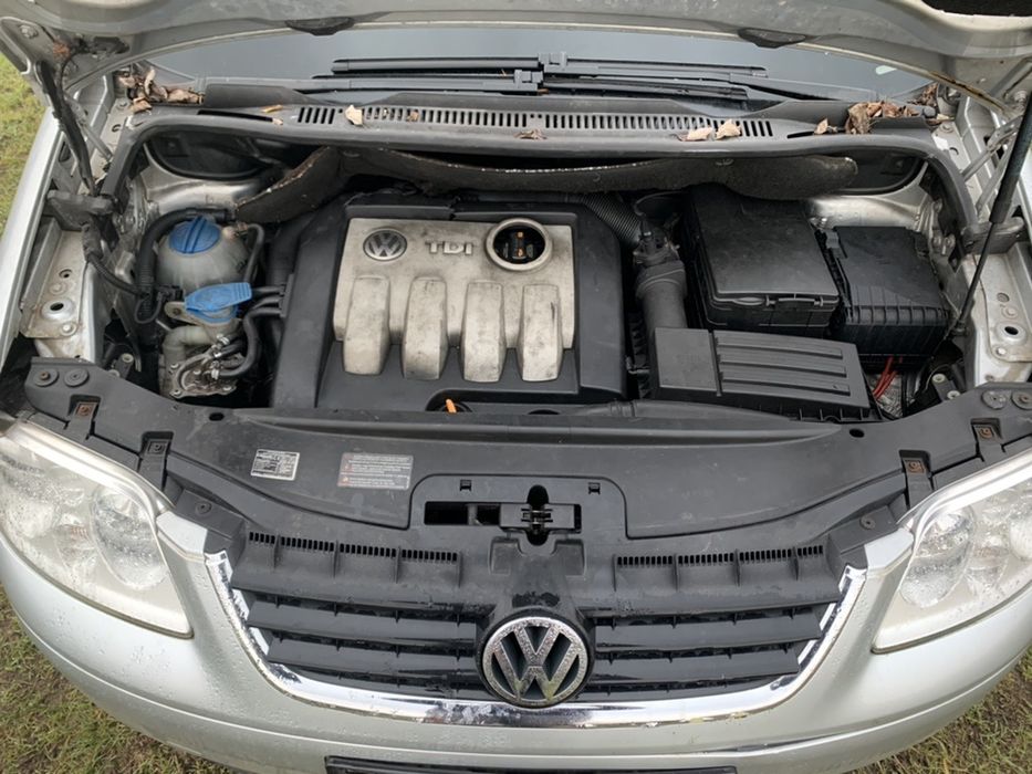 НА ЧѝСТИ! VW Volkswagen Touran 1.9 TDI BKC 2006 г. Фолксваген Туран
