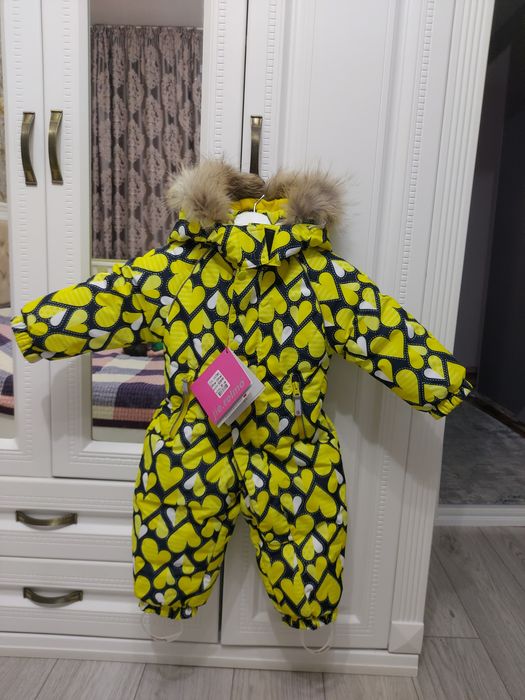 Продам детский зимний комбинезон