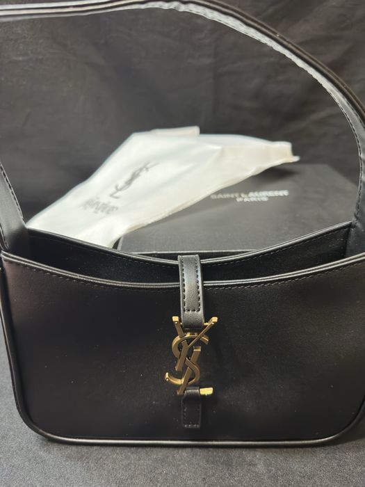 Черна чанта Saint Laurent