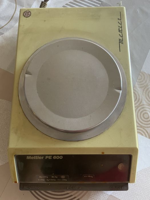 Продавам бижутерска везна Mettler Toledo PE600