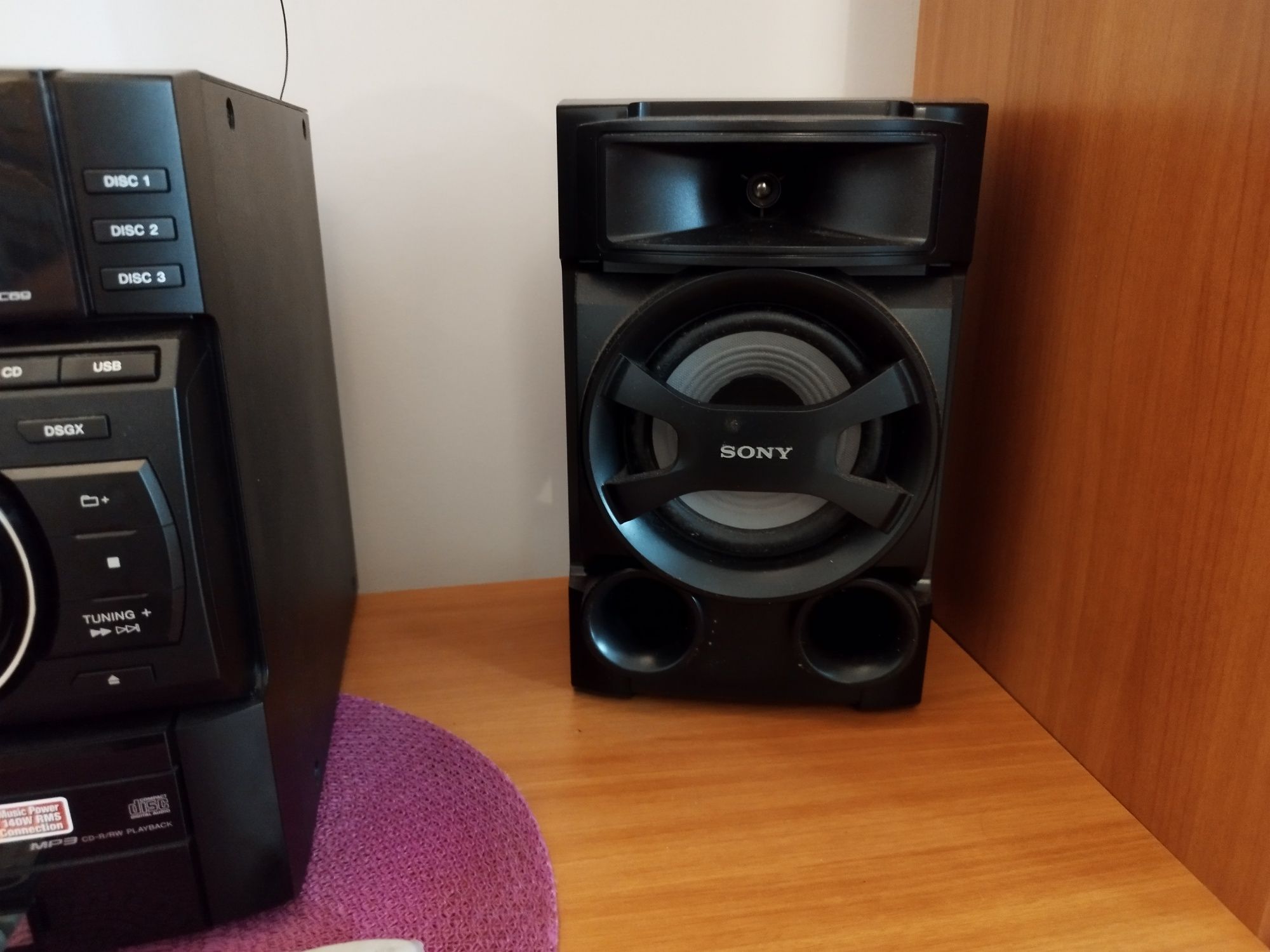 Vând minisistem audio Sony MHC EC 69