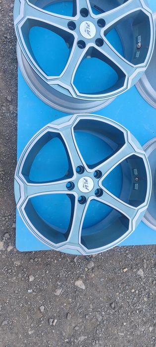 5х114.3 18 цола FLW