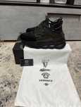Versace chain reaction