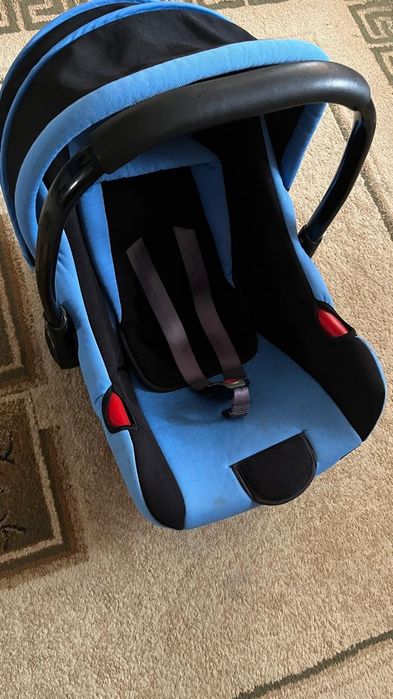 Продам кресло детское