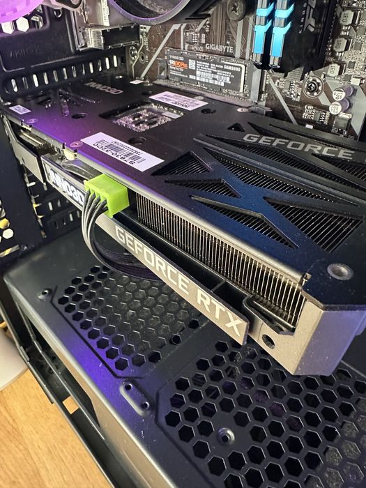 Pc gaming 3060 12gb, ryzen 5 5600G, 16 gb ram.