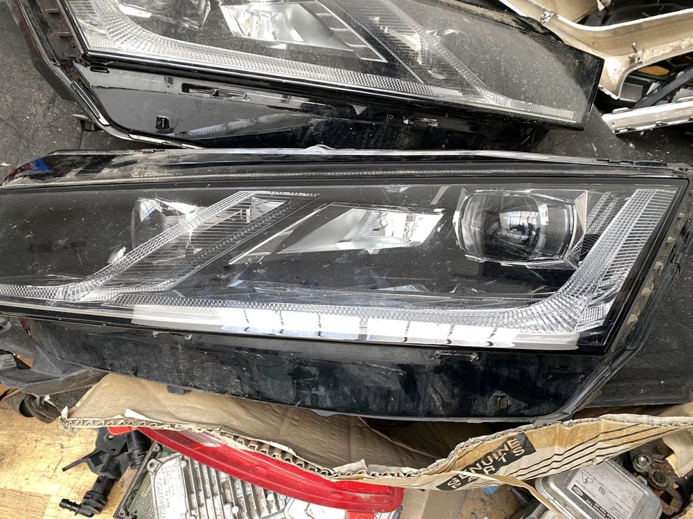 Far Skoda Octavia 4 2020 - 2023 faruri stanga dreapta led lupa
