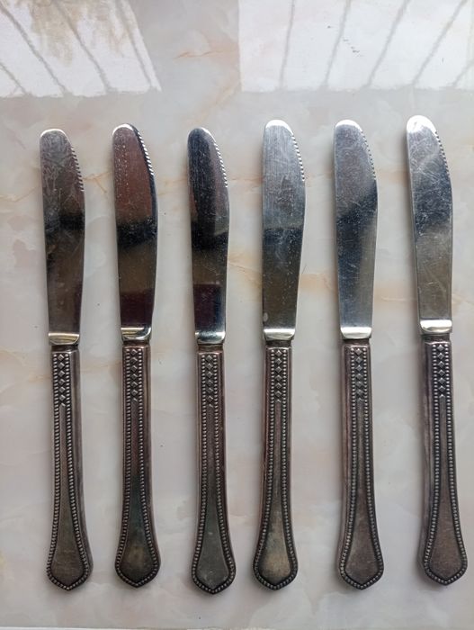 Посеребренные мельхиоровые ложки вилки ножи