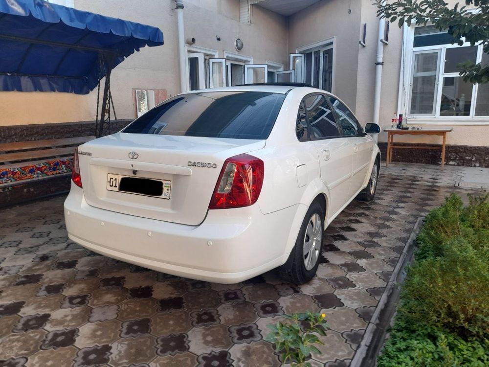 Lacetti 1.8 3-pozitsiya Avtomat karobka Korea srochna sotiladi