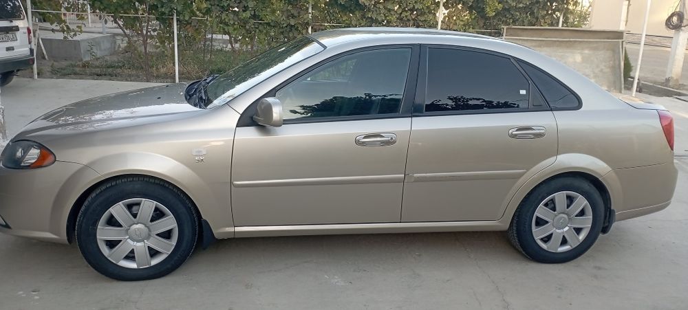 Chevrolet gentra 2016