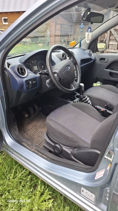 De vanzare Ford Fiesta superb.