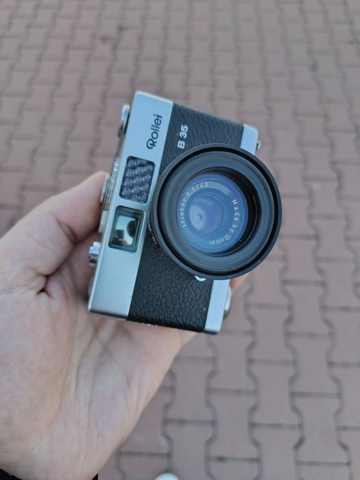 Aparat foto Rollei B35 + bliț Prinz