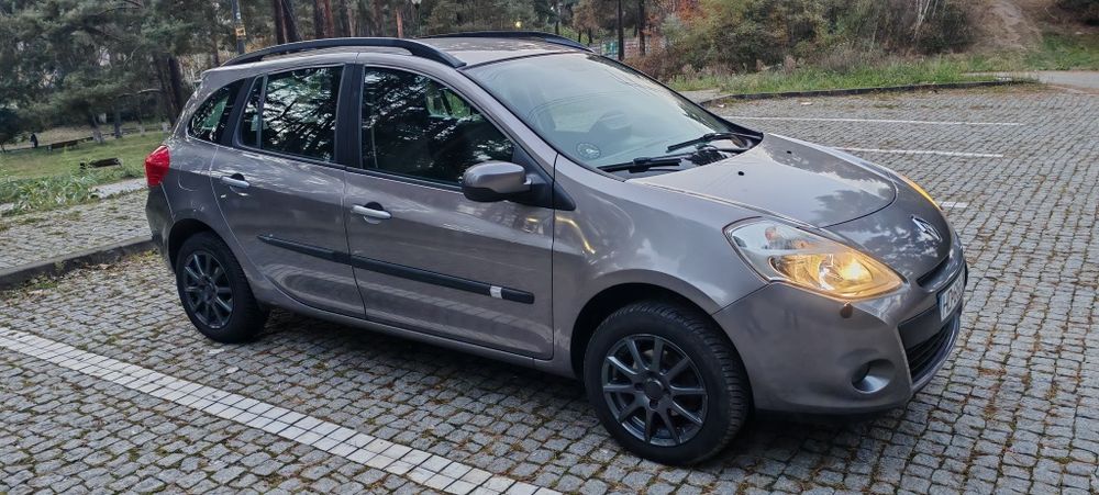 Vând Renault Clio Sport Tourer