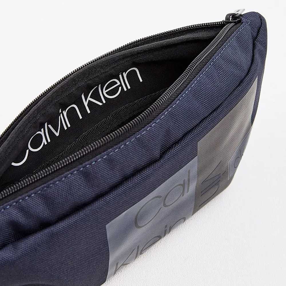 Calvin Klein Оригинална чантичка за кръста / през рамо